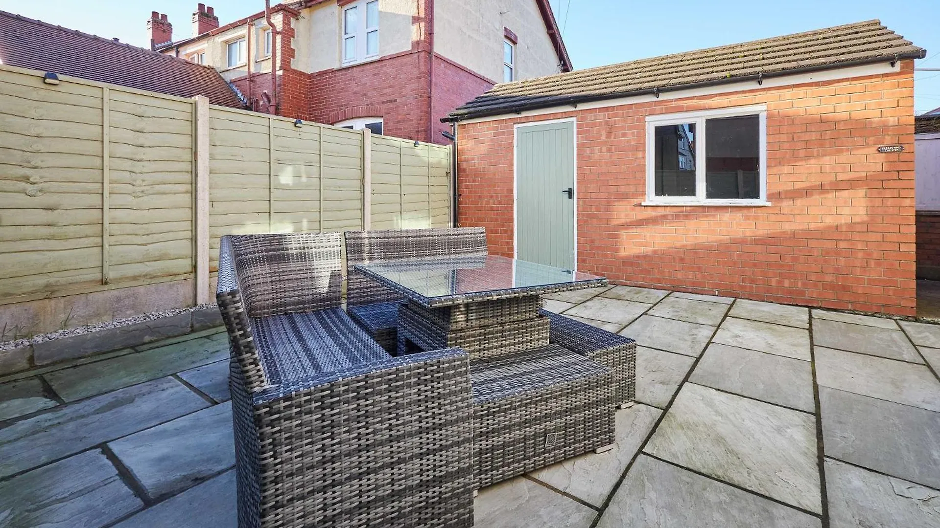 Host & Stay - Peasholm Place Scarborough